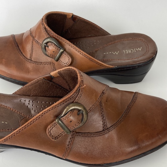 Michel M Peggy Brown Leather Clog - Picture 2 of 13